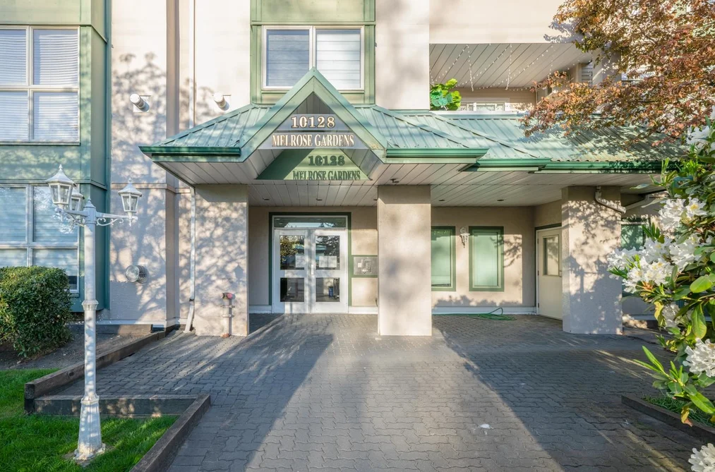 Condo for sale at 313 10128 132 Street Surrey British Columbia - MLS: R3119334