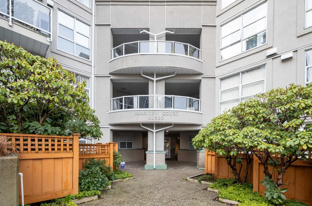 313 10533 UNIVERSITY DRIVE, Surrey BC V3T 5T7, Surrey BC — Residential for Sale - Photo 2