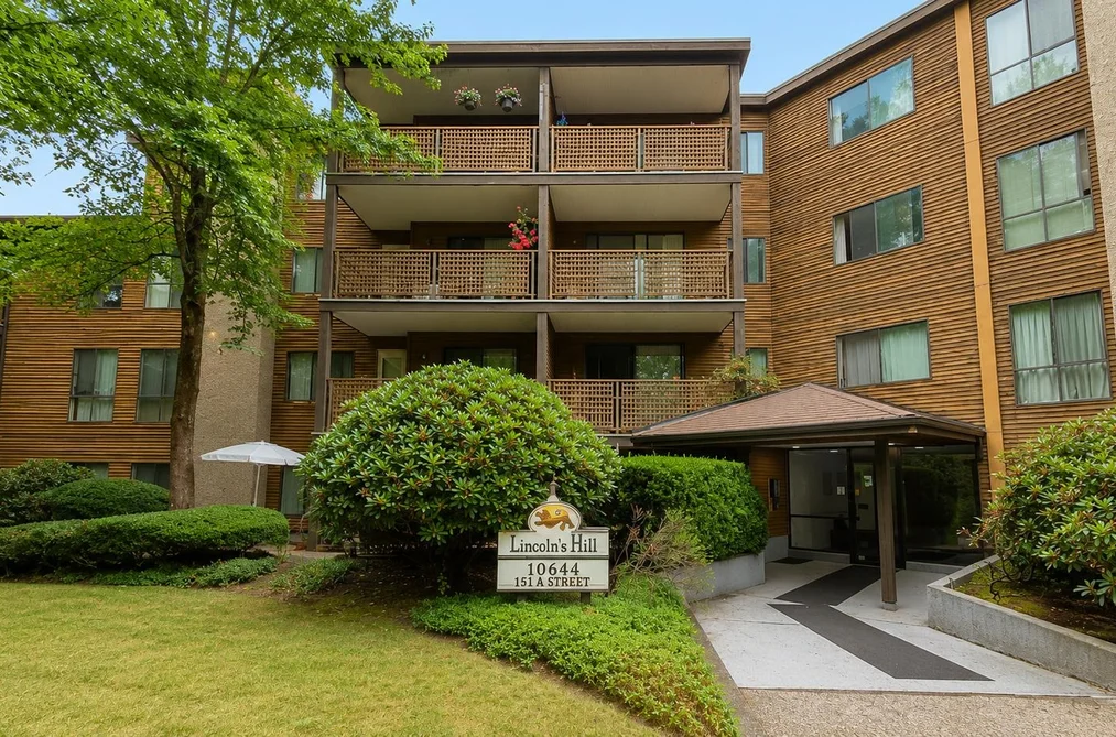 Condo for sale at 313 10644 151a Street Surrey British Columbia - MLS: R3151034