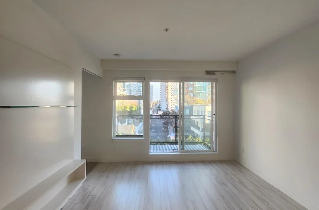 313 111 E 3RD STREET, North Vancouver BC V7L 0C6, North Vancouver BC — Residential for Sale - Photo 3