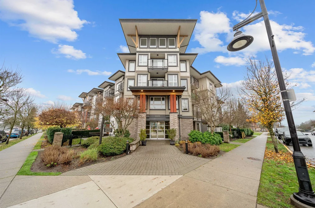 Condo for sale at 313 12075 Edge Street Maple Ridge British Columbia - MLS: R3108325