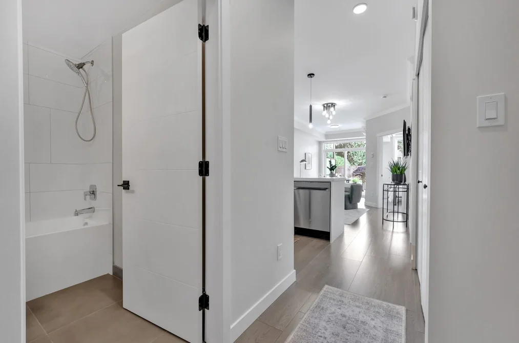 313 12143 223 STREET, Maple Ridge BC V2X 5Y6, Maple Ridge BC — Residential for Sale - Photo 2
