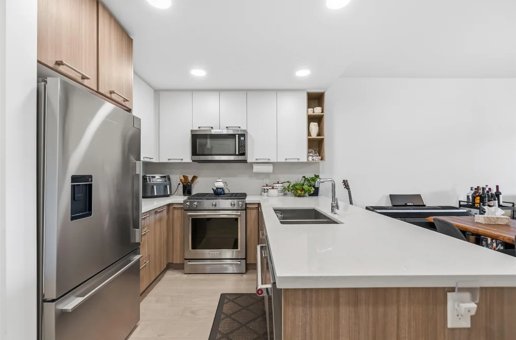 313 14022 NORTH BLUFF ROAD, White Rock BC V4B 0B7, White Rock BC — Residential for Sale - Photo 3