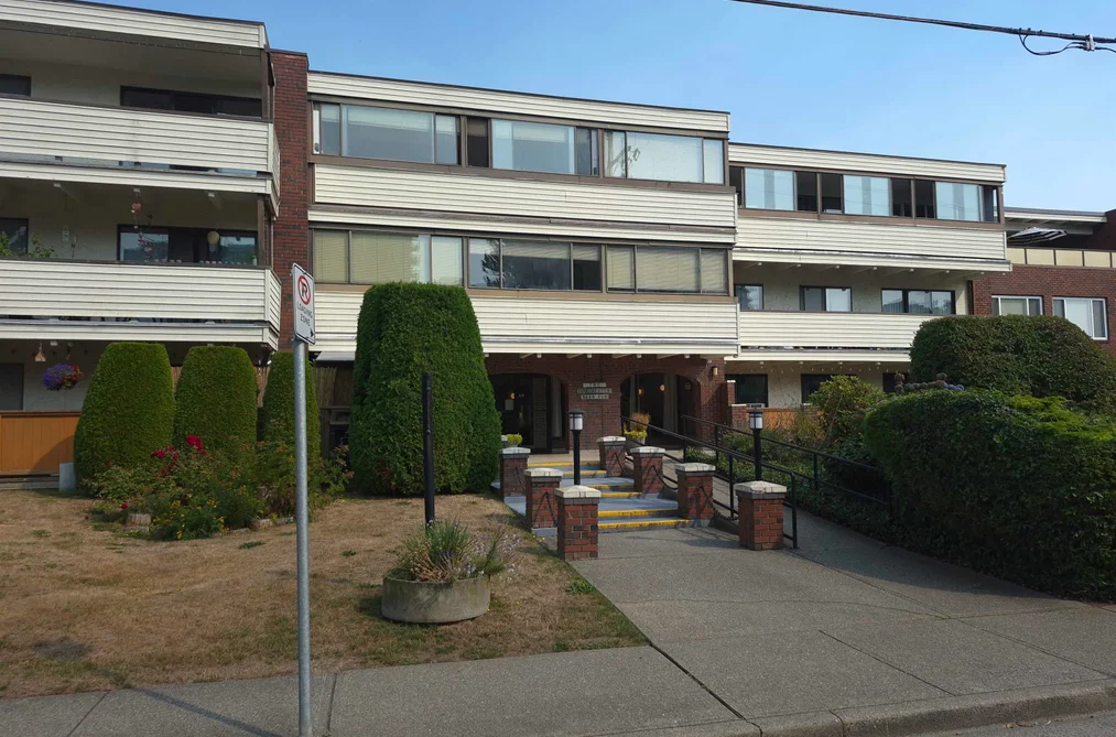 Condo for sale at 313 1448 Fir Street White Rock British Columbia - MLS: R3160634