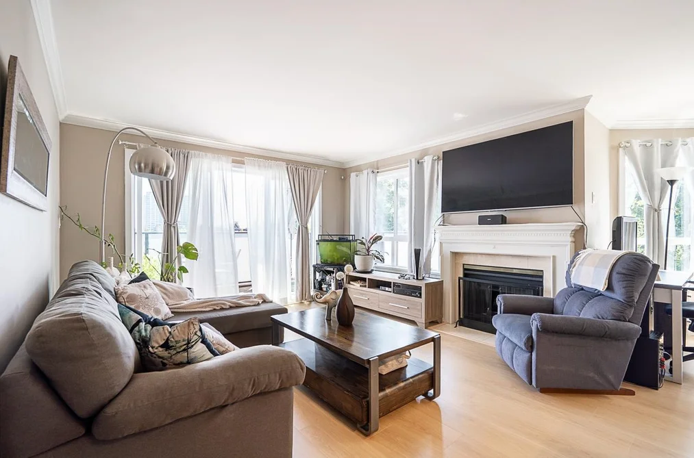 Condo for sale at 313 1830 E Southmere Crescent Surrey British Columbia - MLS: R3147640