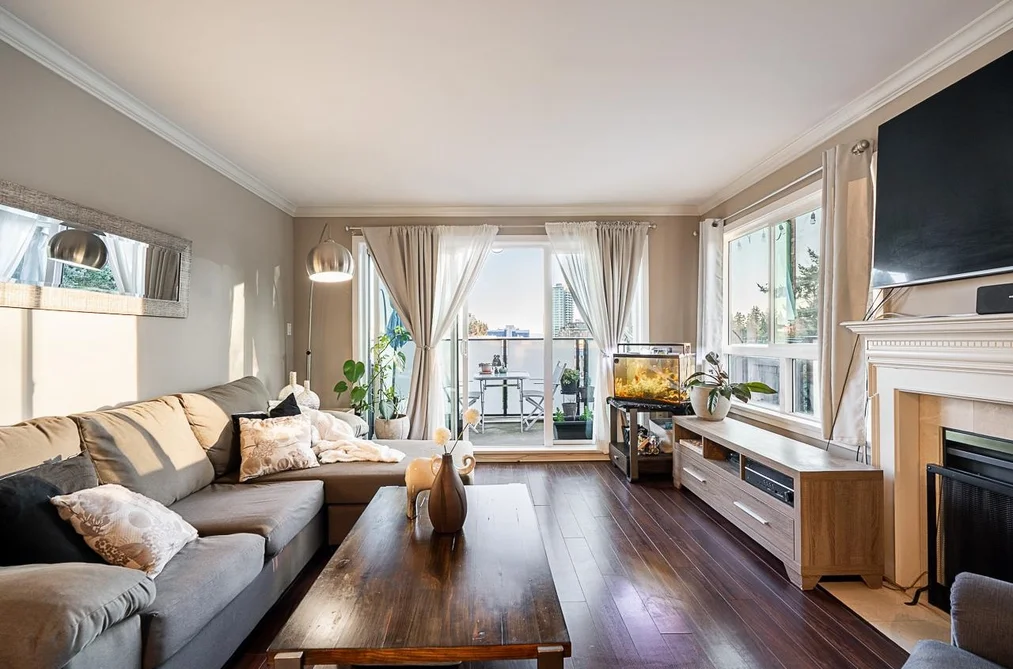 Condo for sale at 313 1830 E Southmere Crescent Surrey British Columbia - MLS: R3095099
