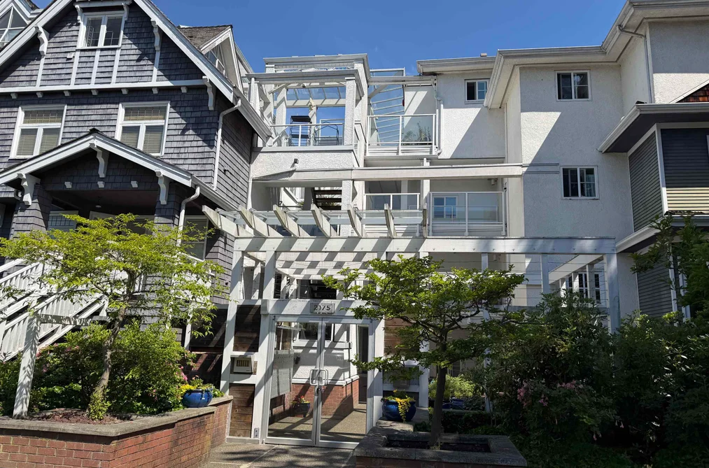 313 2175 W 3RD AVENUE, Vancouver BC V6K 1L2, Vancouver BC — Residential for Sale - Photo 2