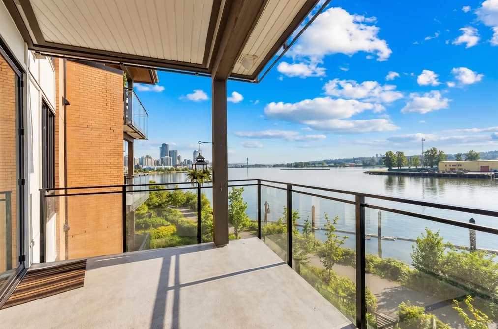 Condo for sale at 313 220 Salter Street New Westminster British Columbia - MLS: R3124440