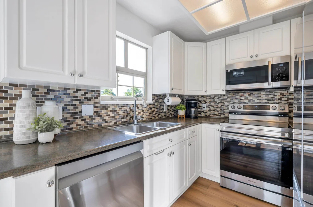 313 22025 48 AVENUE, Langley BC V3A 8L2, Langley BC — Residential for Sale — Photo 13 of 36