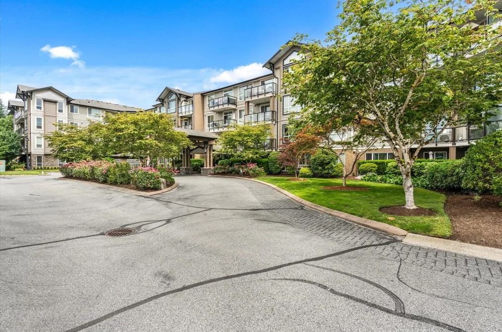 313 32729 GARIBALDI DRIVE, Abbotsford BC V2T 0A6, Abbotsford BC — Residential for Sale — Photo 3 of 32