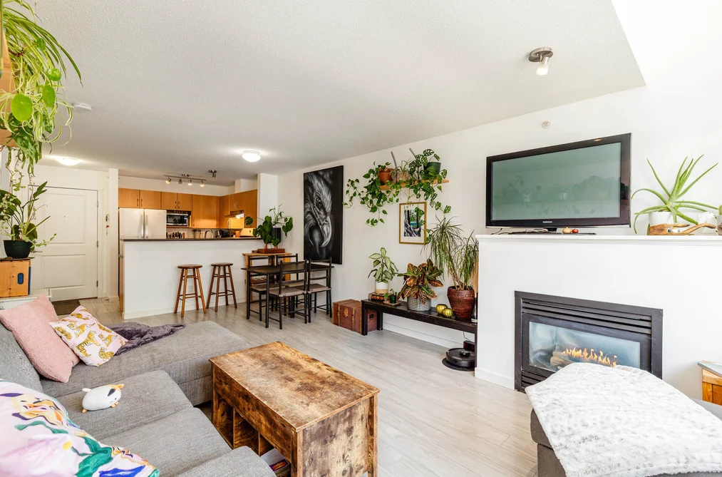 313 38003 SECOND AVENUE, Squamish BC V8E 0B8, Squamish BC — Residential for Sale - Photo 3