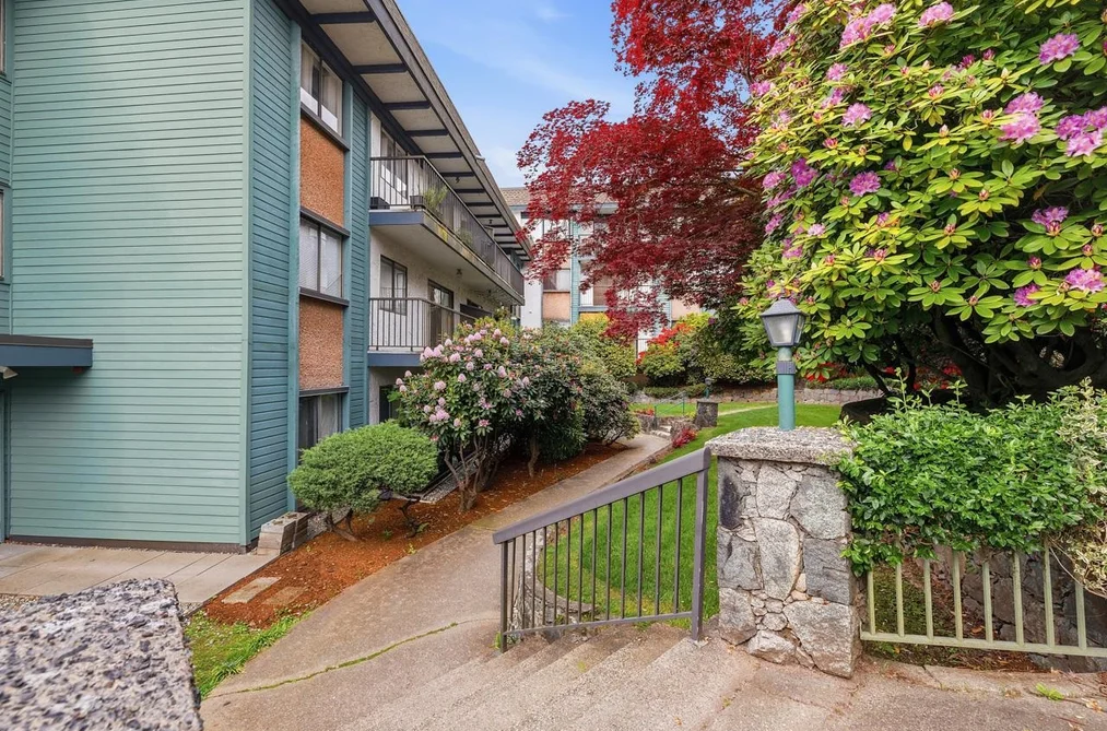 313 5450 EMPIRE DRIVE, Burnaby BC V5B 1N4, Burnaby BC — Residential for Sale - Photo 3