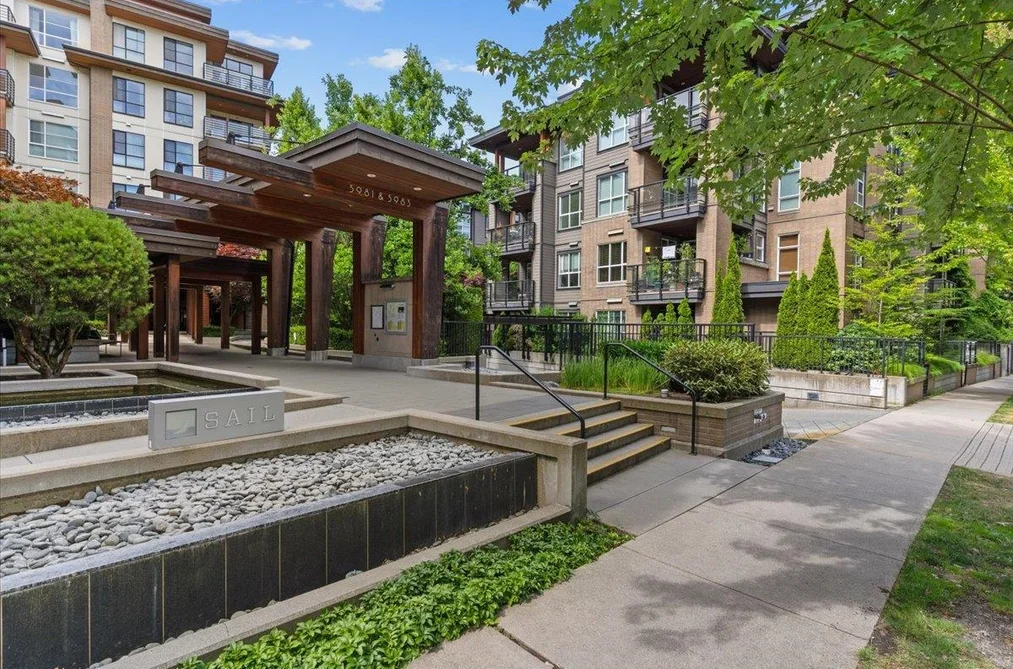 Condo for sale at 313 5981 Gray Avenue University Endowment Lands British Columbia - MLS: R3147956