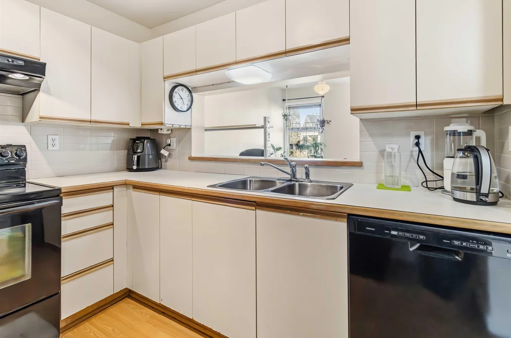 313 7435 MOFFATT ROAD, Richmond BC V6Y 1X9, Richmond BC — Residential for Sale - Photo 4