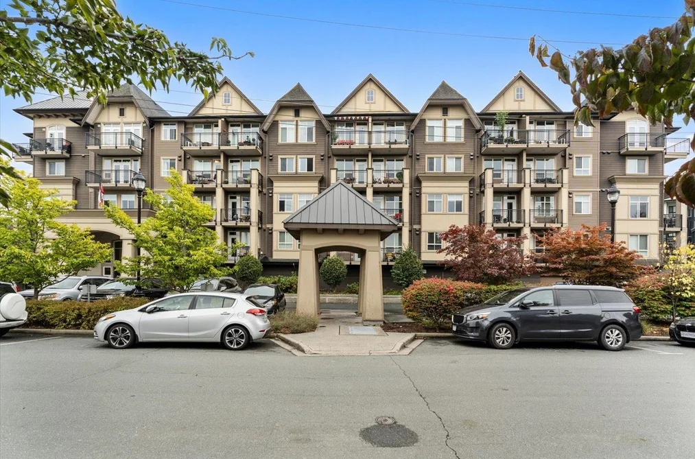 8531 Young Rd Unit 313, Chilliwack, BC - MLS: R3170028