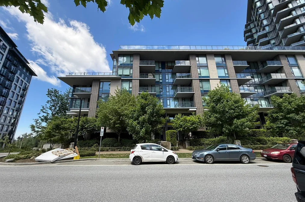 313 8850 UNIVERSITY CRESCENT, Burnaby BC V5A 0C8, Burnaby BC — Residential for Sale - Photo 2
