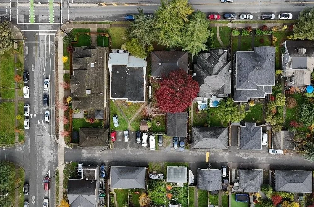 House for sale at 313 E 13th Street North Vancouver British Columbia - MLS: R3097931
