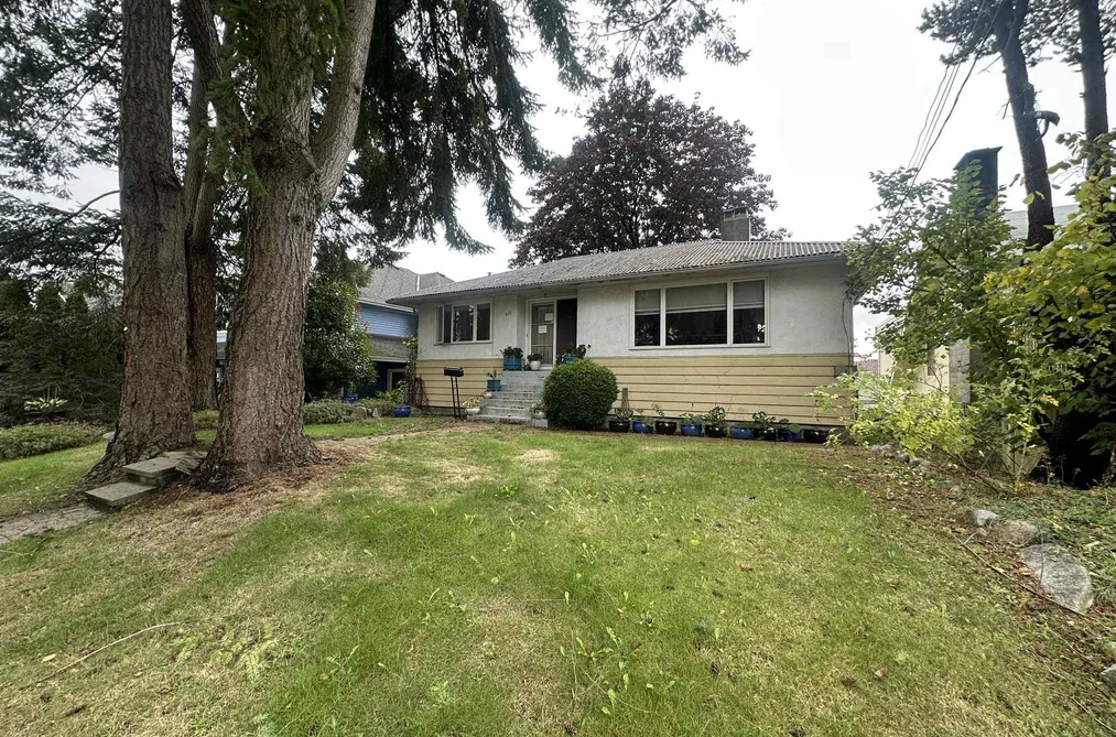 313 E 13TH STREET, North Vancouver BC V7L 2L8, North Vancouver BC — Residential for Sale - Photo 3