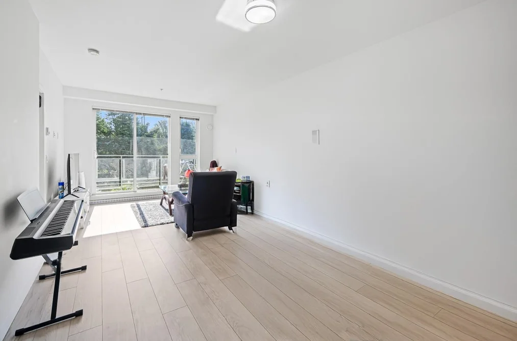 314 10603 140 STREET, Surrey BC V3T 0M8, Surrey BC — Residential for Sale - Photo 2