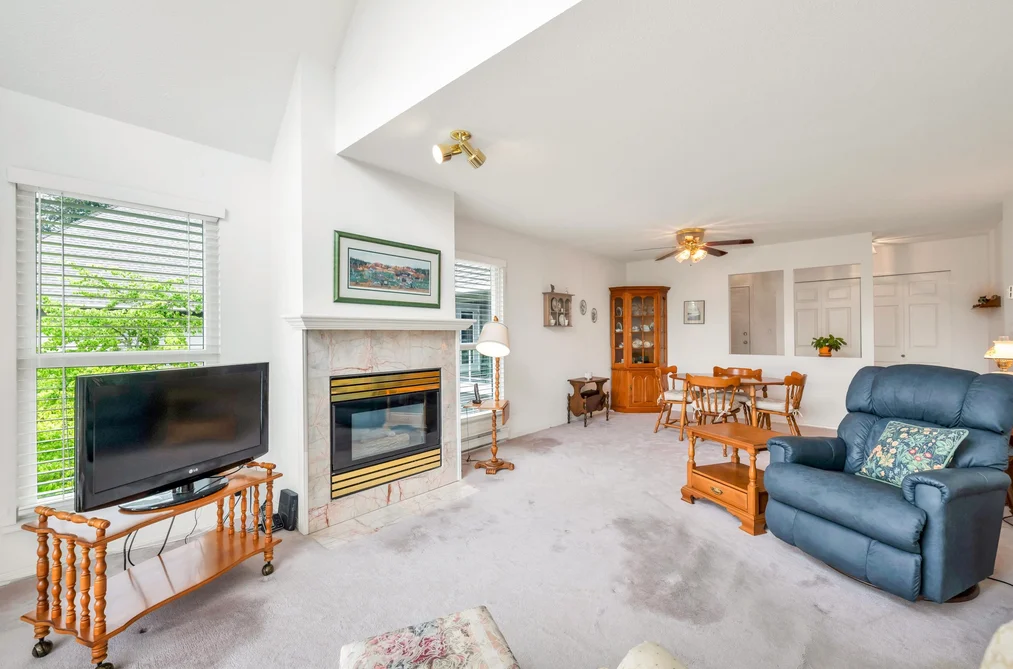 314 19835 64 AVENUE, Langley BC V2Y 1L8, Langley BC — Residential for Sale — Photo 9 of 38