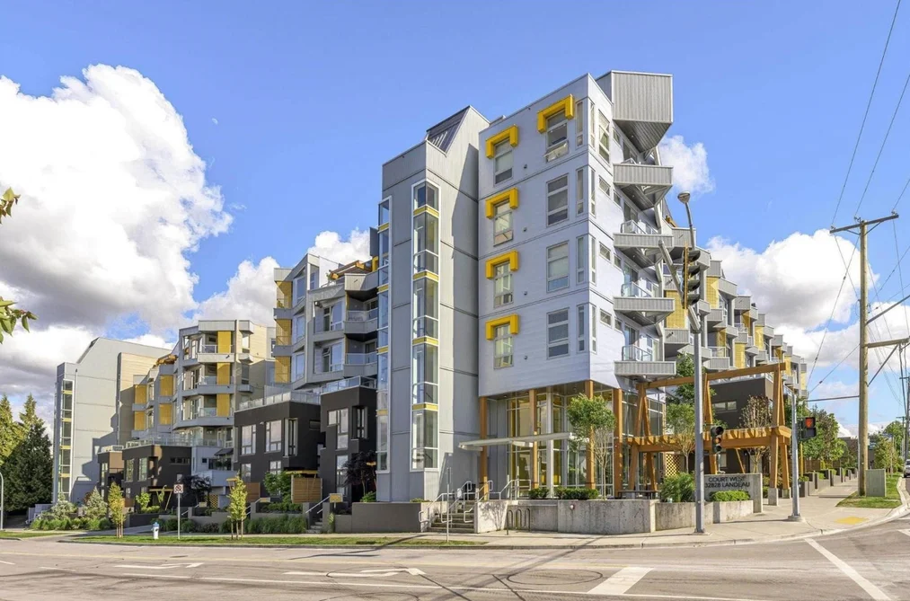 Condo for sale at 314 32838 Landeau Place Abbotsford British Columbia - MLS: R3117666