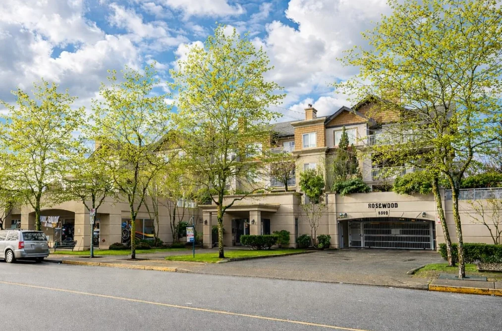 Condo for sale at 314 6359 198 Street Langley British Columbia - MLS: R3106677