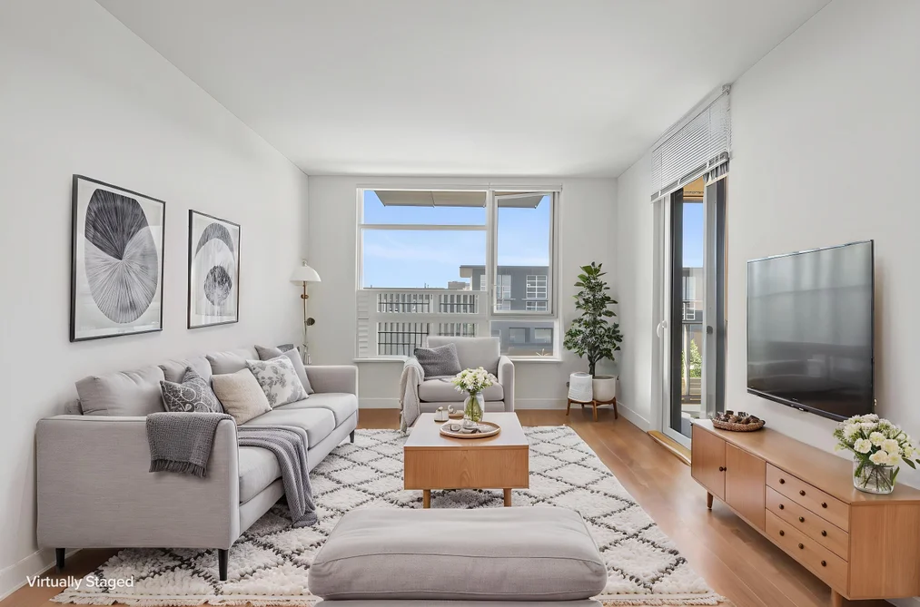 Condo for sale at 314 9150 University High Street Burnaby British Columbia - MLS: R3154240