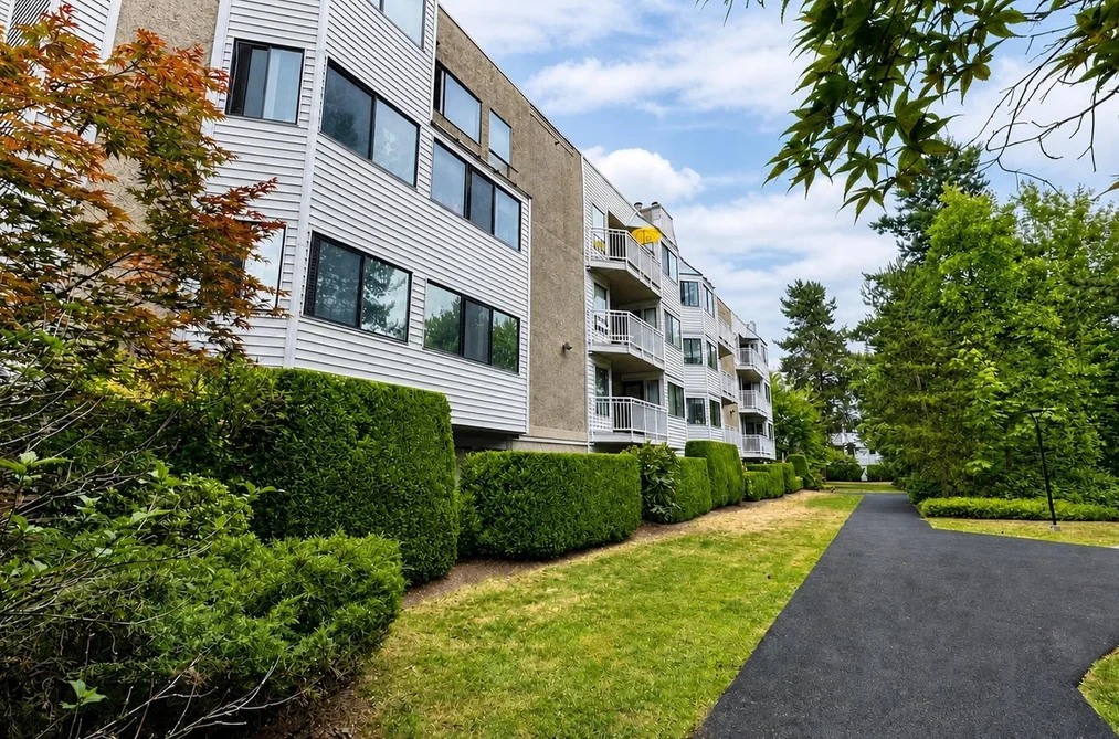 Condo for sale at 314 9584 Manchester Drive Burnaby British Columbia - MLS: R3140904