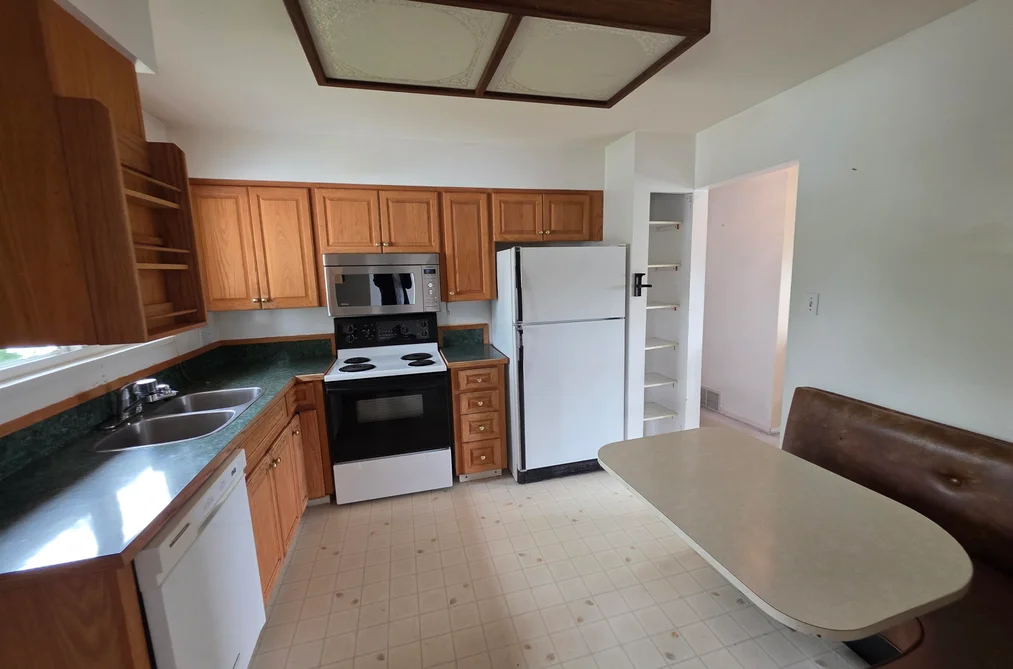 3141 JERVIS STREET, Port Coquitlam BC V3C 3H6, Port Coquitlam BC — Residential for Sale - Photo 4