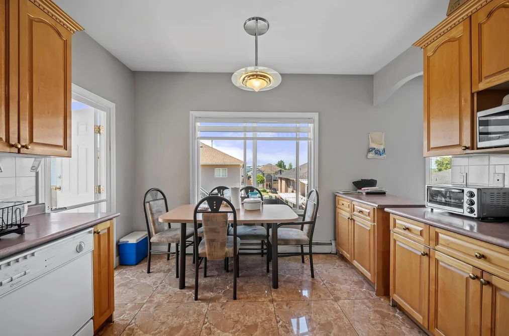 31431 LEGACY COURT, Abbotsford BC V2T 6W5, Abbotsford BC — Residential for Sale — Photo 8 of 33
