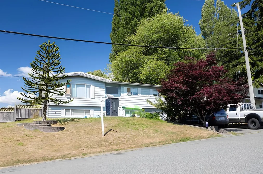 House for sale at 31465 Aerolane Avenue Abbotsford British Columbia - MLS: R3070476