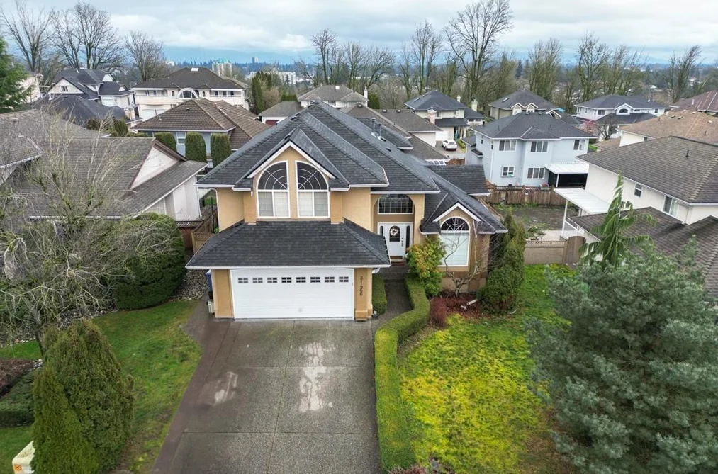 House for sale at 31466 Jean Court Abbotsford British Columbia - MLS: R3167059