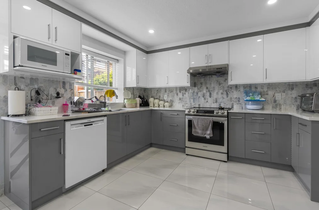 31481 SOUTHERN DRIVE, Abbotsford, BC — Residential for Sale — Photo 11 of 35