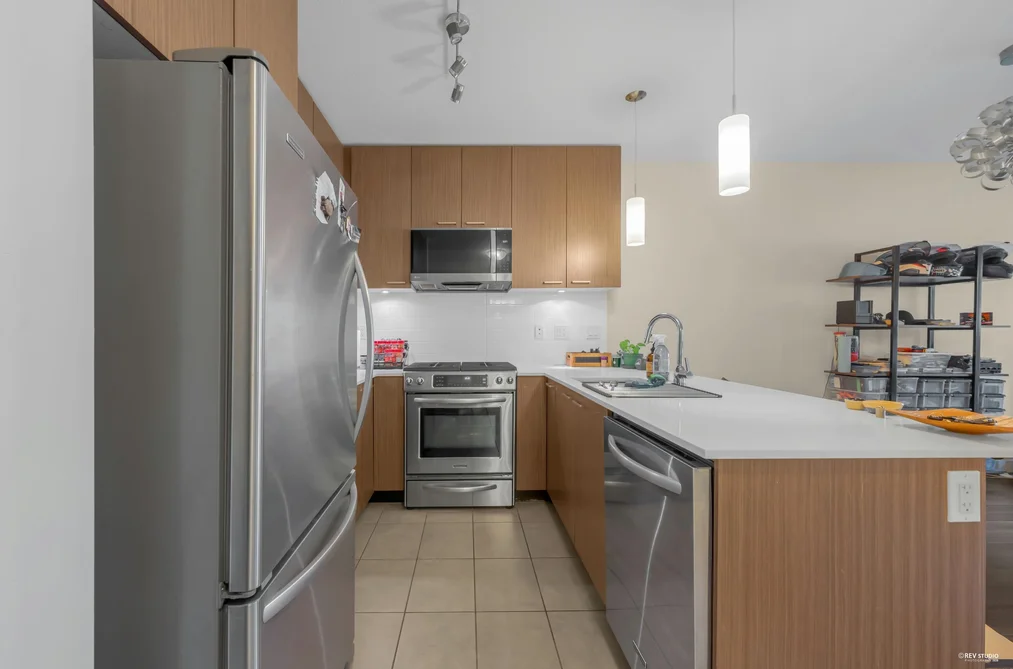 315 1330 MARINE DRIVE, North Vancouver BC V7P 1T4, North Vancouver BC — Residential for Sale - Photo 3