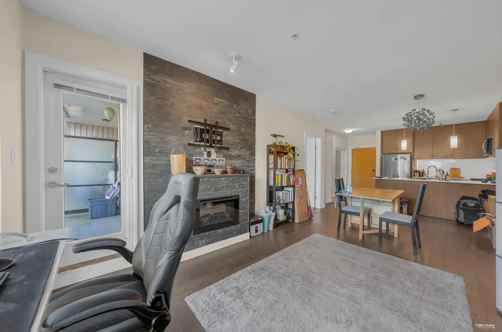 315 1330 MARINE DRIVE, North Vancouver BC V7P 1T4, North Vancouver BC — Residential for Sale - Photo 6