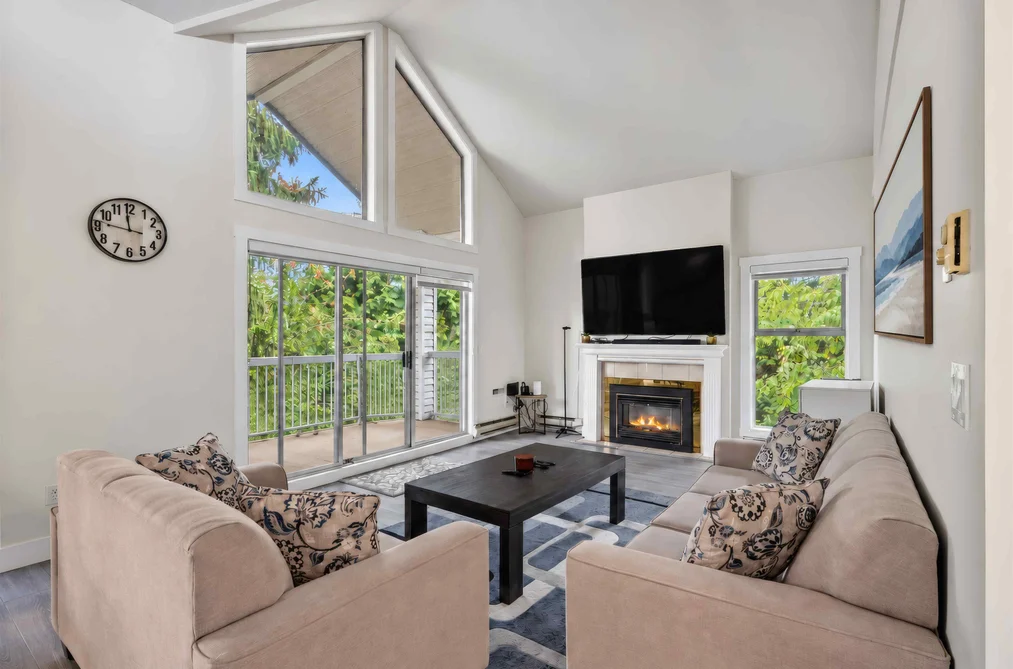 Condo for sale at 315 13918 72 Avenue Surrey British Columbia - MLS: R3162377