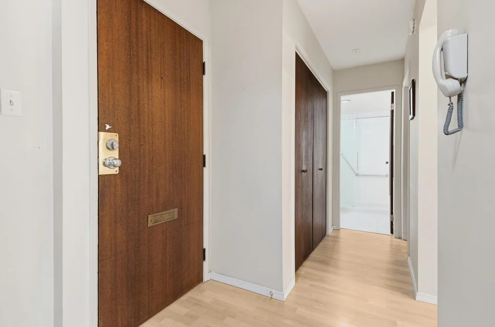 315 155 E 5TH STREET, North Vancouver BC V7L 1L3, North Vancouver BC — Residential for Sale - Photo 2