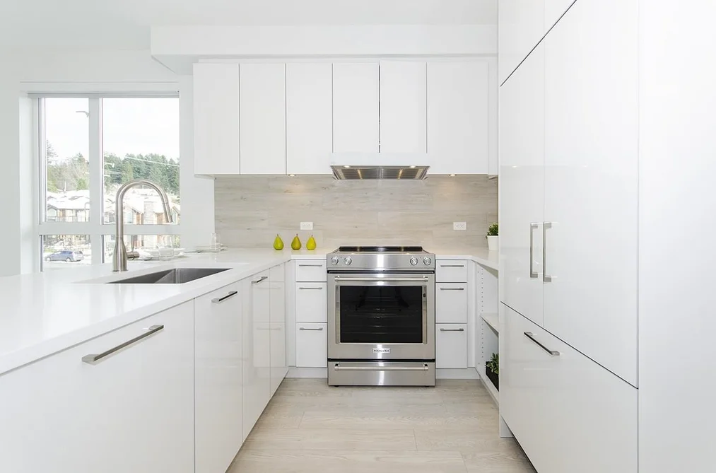 315 711 W 14TH STREET, North Vancouver BC V7M 3E8, North Vancouver BC — Residential for Sale - Photo 2