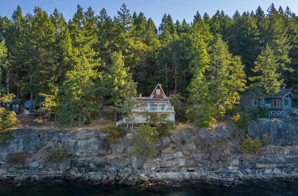 House for sale at 315 Deacon Lane Galiano Island British Columbia - MLS: R2820072