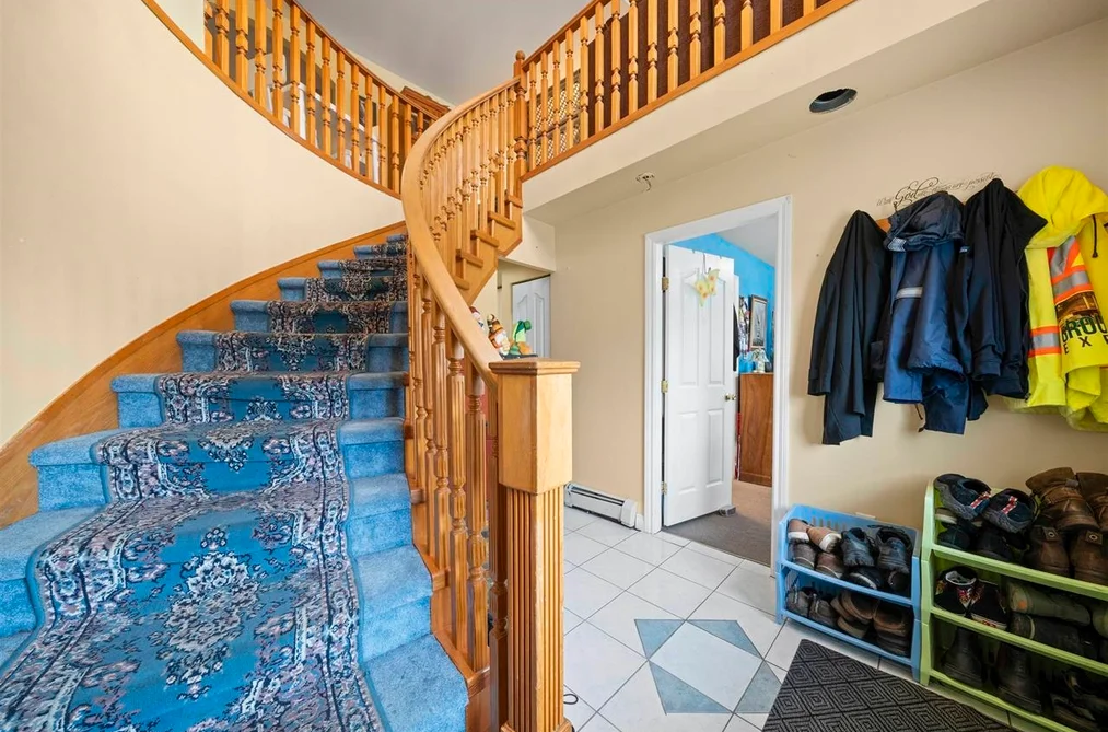 31533 HOMESTEAD CRESCENT, Abbotsford BC V2T 6V6, Abbotsford BC — Residential for Sale - Photo 2