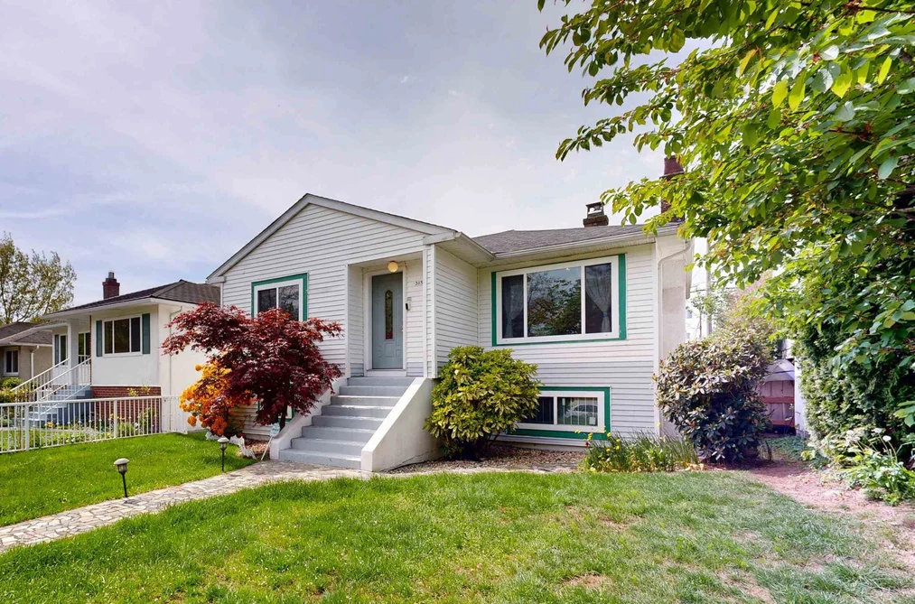 3157 Penticton Street, Vancouver, BC - MLS: R3164861 - Photo 2 3157 Penticton Street, Vancouver, BC - MLS: R3164861 - Photo 2