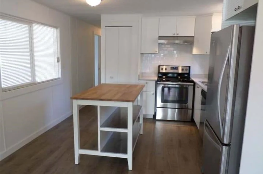 31585 LOMBARD AVENUE, Abbotsford BC V2T 6M6, Abbotsford BC — Residential for Sale — Photo 4 of 14
