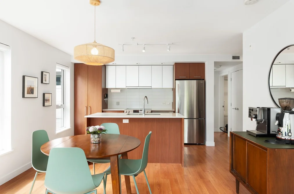 316 221 E 3RD STREET, North Vancouver, BC — Residential for Sale — Photo 10 of 35