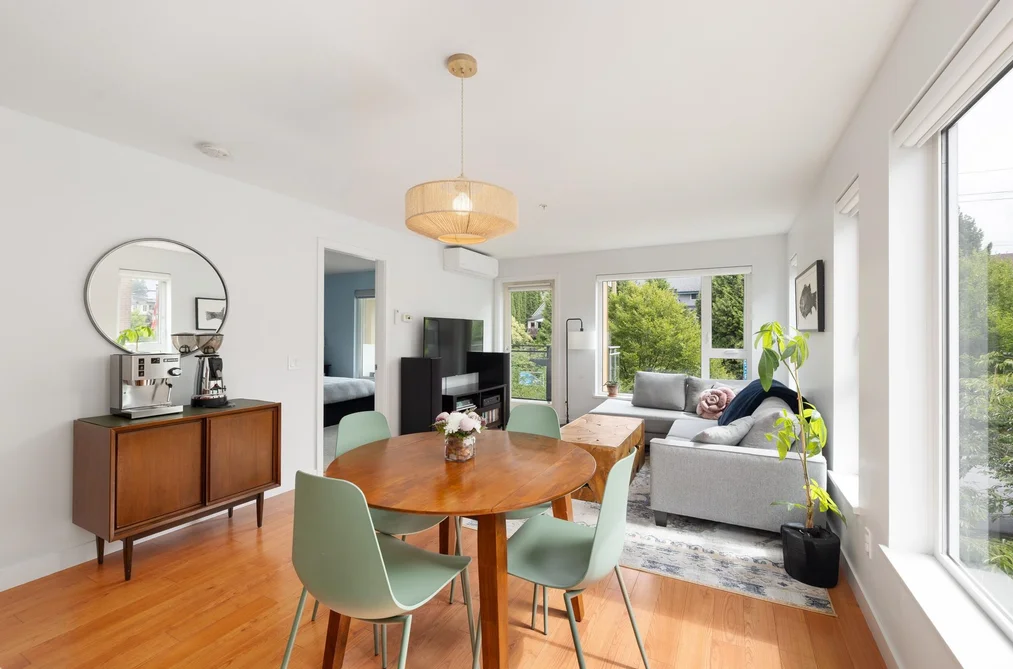 316 221 E 3RD STREET, North Vancouver, BC — Residential for Sale — Photo 8 of 35