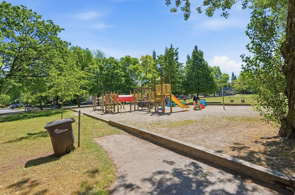 316 360 E 36TH AVENUE, Vancouver BC V5W 4B9, Vancouver BC — Residential for Sale — Photo 33 of 34