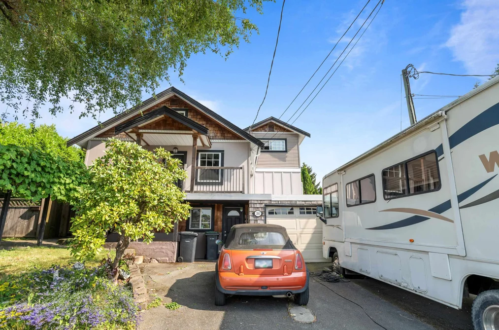 House for sale at 316 Laval Square Coquitlam British Columbia - MLS: R3018761