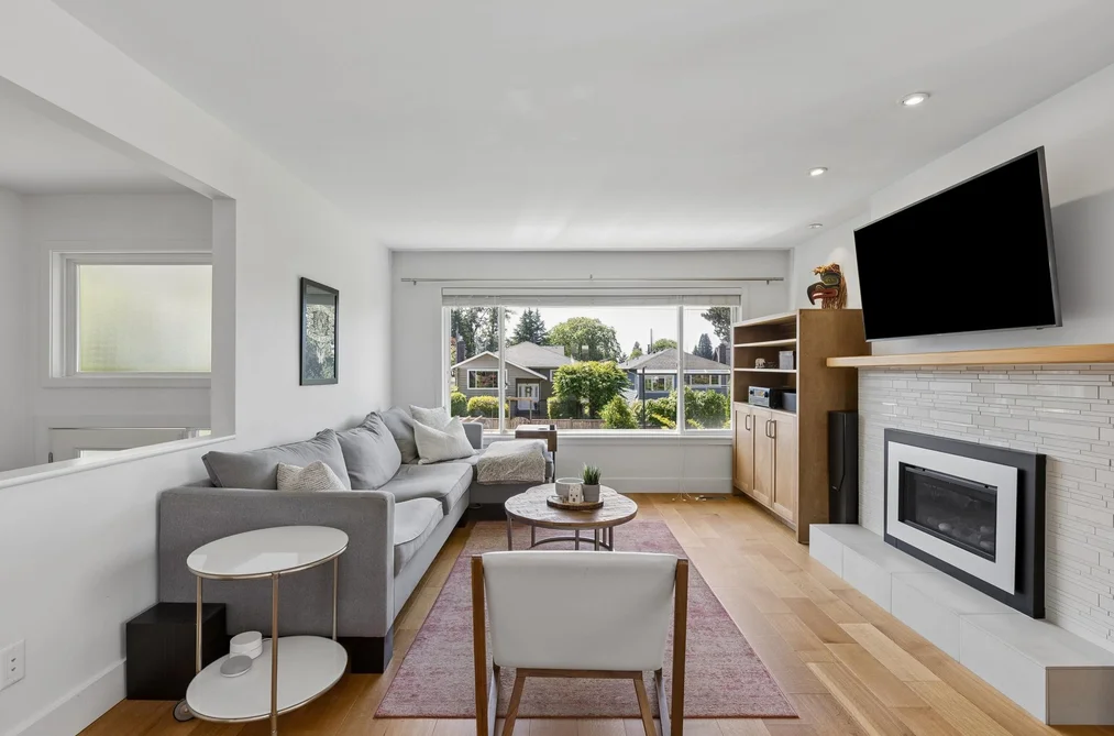 316 W 21ST STREET, North Vancouver BC V7M 1Z5, North Vancouver BC — Residential for Sale - Photo 4
