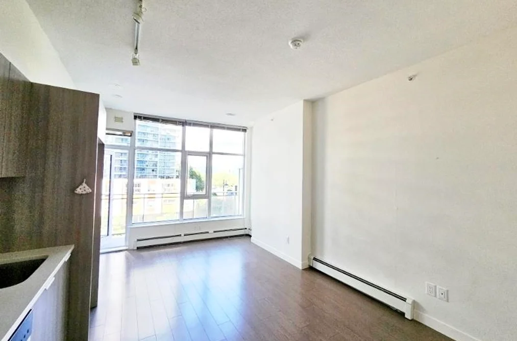 317 13308 CENTRAL AVENUE, Surrey BC V3T 0M4, Surrey BC — Residential for Sale - Photo 2