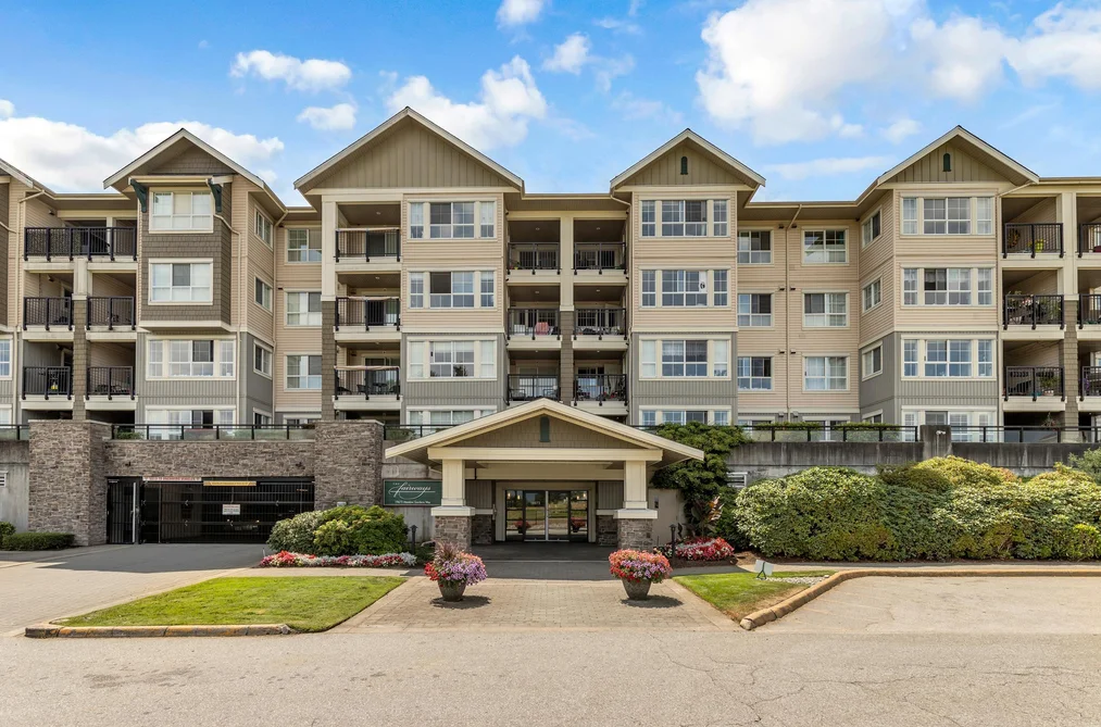 Condo for sale at 317 19673 Meadow Gardens Way Pitt Meadows British Columbia - MLS: R3120249