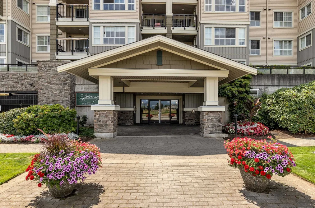317 19673 MEADOW GARDENS WAY, Pitt Meadows BC V3Y 0A1, Pitt Meadows BC — Residential for Sale - Photo 2